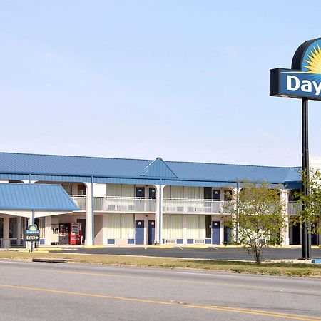 เดย์ อินน์ บาย วินด์แฮม โดนัลสันวิลล์ Donalsonville ภายนอก รูปภาพ